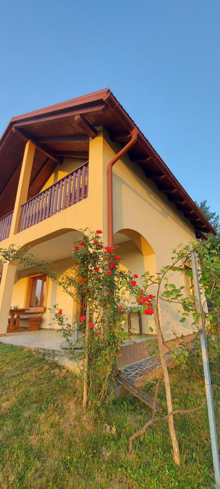 Holiday House And Apartments Vale دوغا غيسا المظهر الخارجي الصورة
