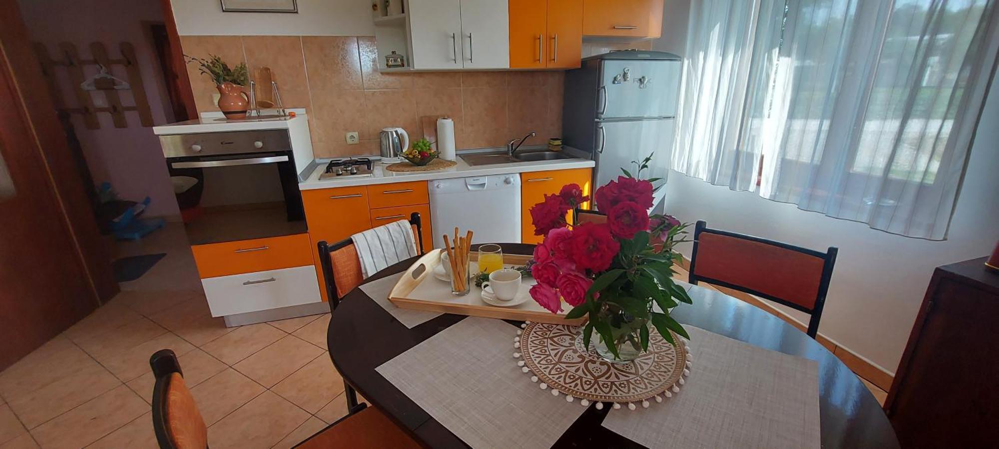 Holiday House And Apartments Vale دوغا غيسا المظهر الخارجي الصورة